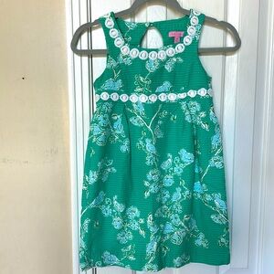 Lily Pulitzer girls sleeveless dress, Size 10. Beautiful pattern & embroidery.